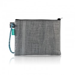 Pochette in vela riciclata Stramba