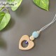 Collana babywearing e allattamento con cuore in legno - Celeste